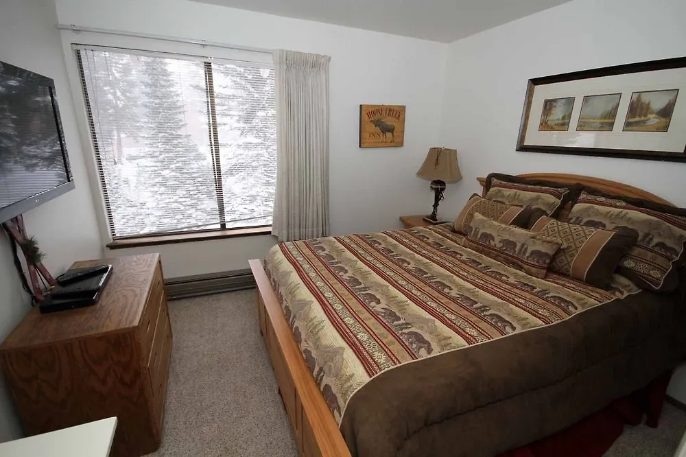 Discovery 4 Mammoth Lakes 3*,  United States