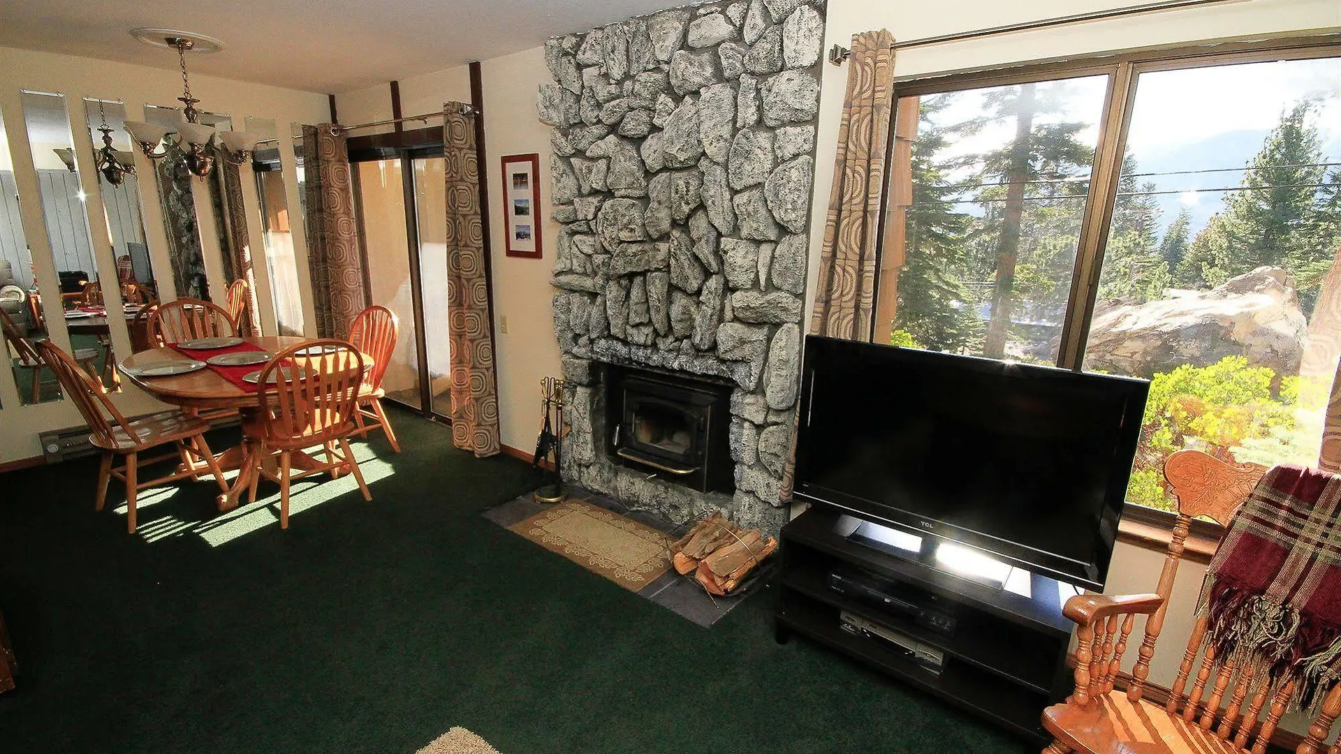 Hotel Discovery 4 Mammoth Lakes