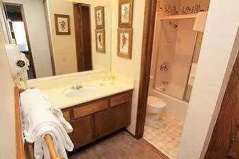 Hotell Discovery 4 Mammoth Lakes